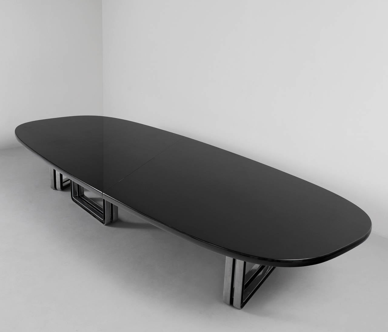 Mid-Century Modern Very Large Conference Table by Osvaldo Borsani for Tecno