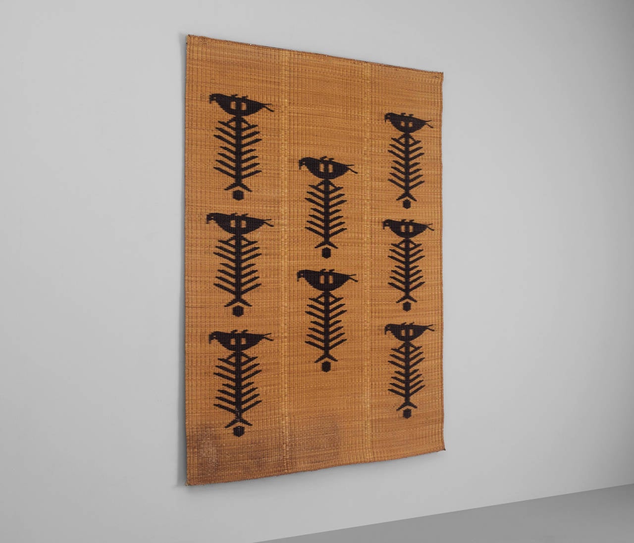 Large Alvar Aalto Coat Rack with Decorative Graphic Rug In Excellent Condition In Waalwijk, NL