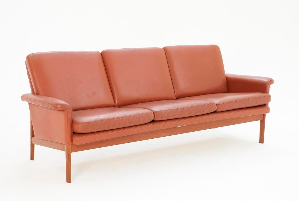 Finn Juhl 3 seater sofa with 'rusty' orange leather and teak 4