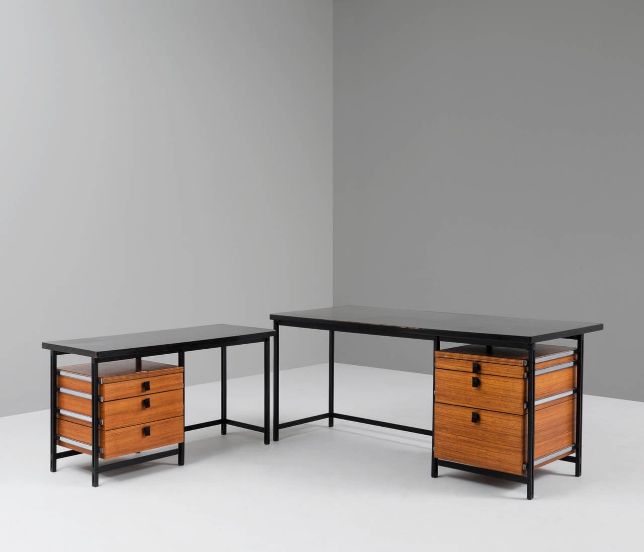 Rare Executive Desk by Jules Wabbes, Old Version 1