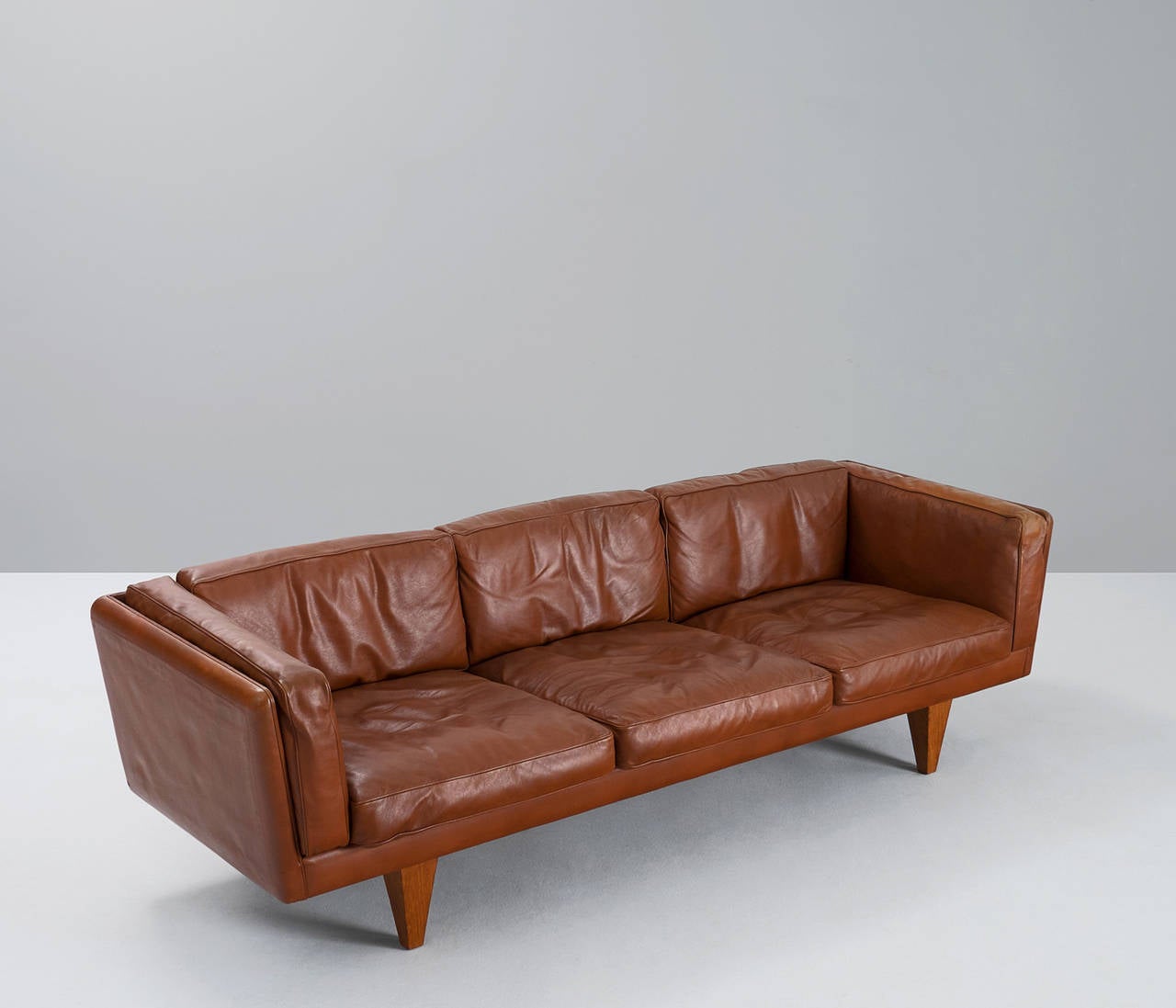 Illum Wikkelsø Three-Seat Sofa in Brown Leather and Down Filled In Excellent Condition In Waalwijk, NL