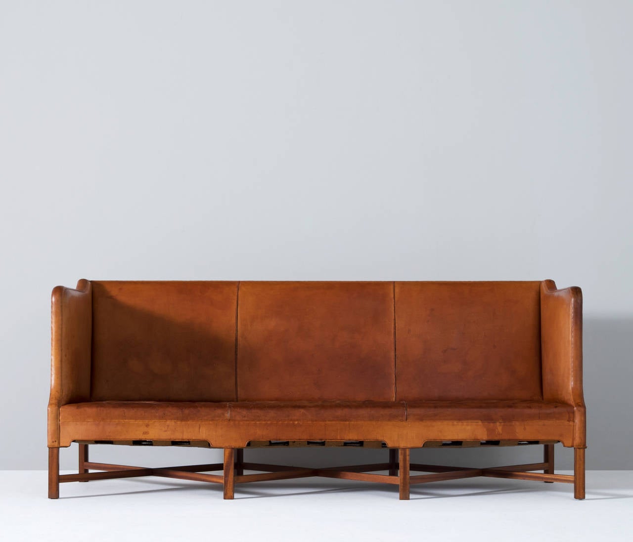 Designed by Kaare Klint, cabinetmaker Rud Rasmussen, Copenhagen Denmark.
Very good designed sofa with high quality seating. This typical frame is made of Cuban mahogany wood.

Please note the condition is good with minor flaws and light surface