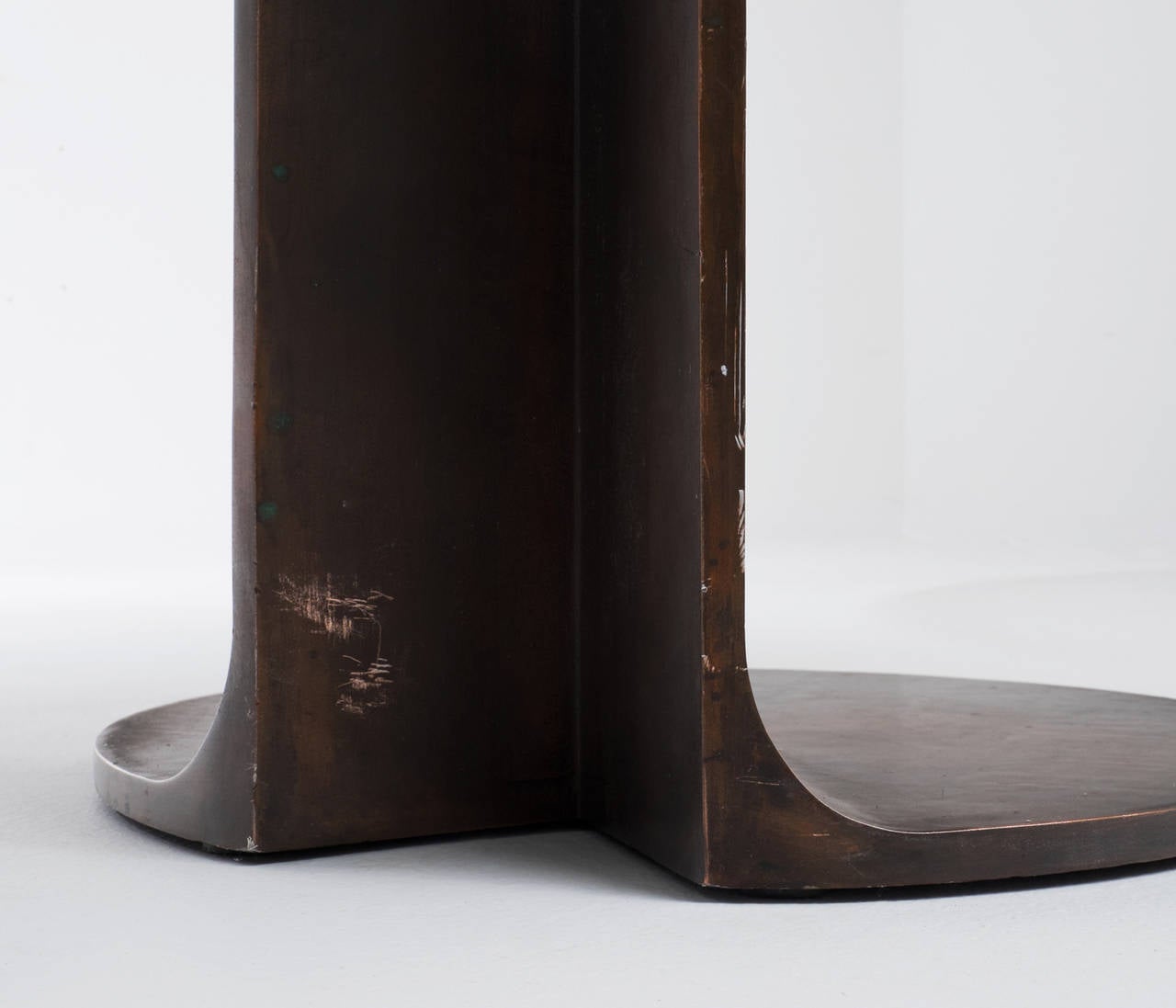 Italian Tobia Scarpa Sculptural Table in Bronze and Glass