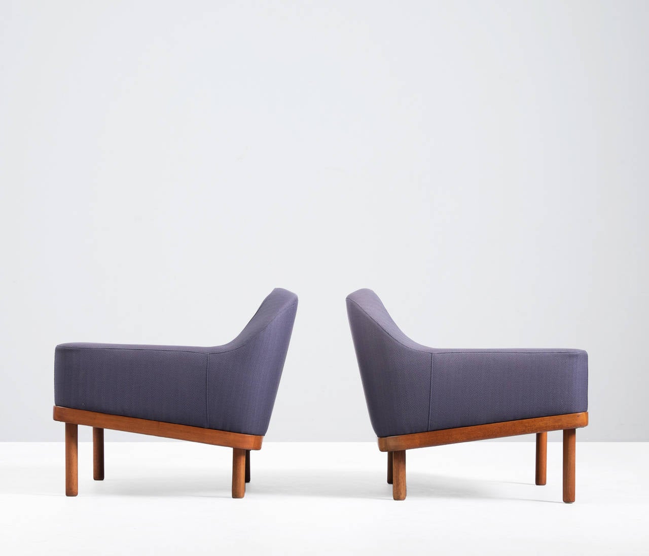 Scandinavian Modern Pair of Scandinavian Lounge Chairs