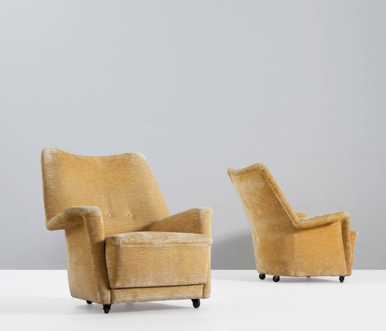 Mid-Century Modern Pair of Italian Lounge Chairs, 1950s