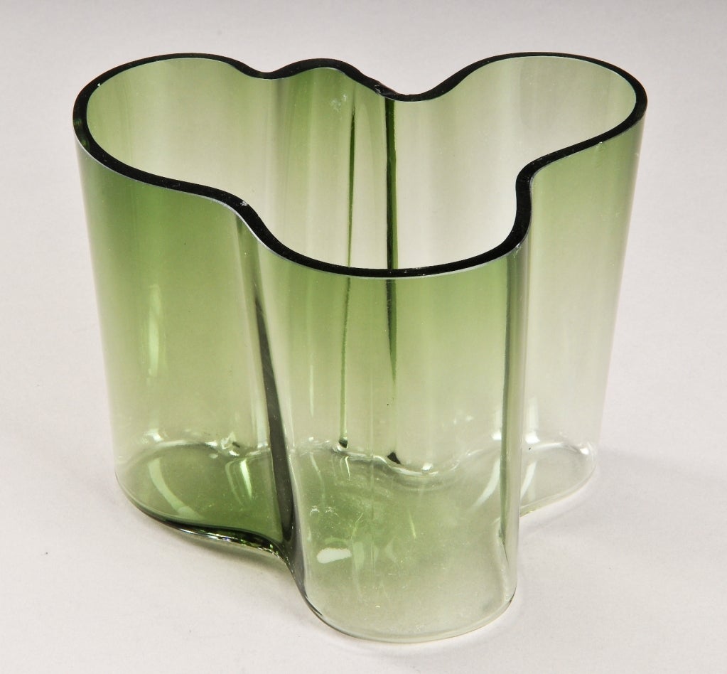 Finnish 'Savoy' Vase by Alvar Aalto For Sale