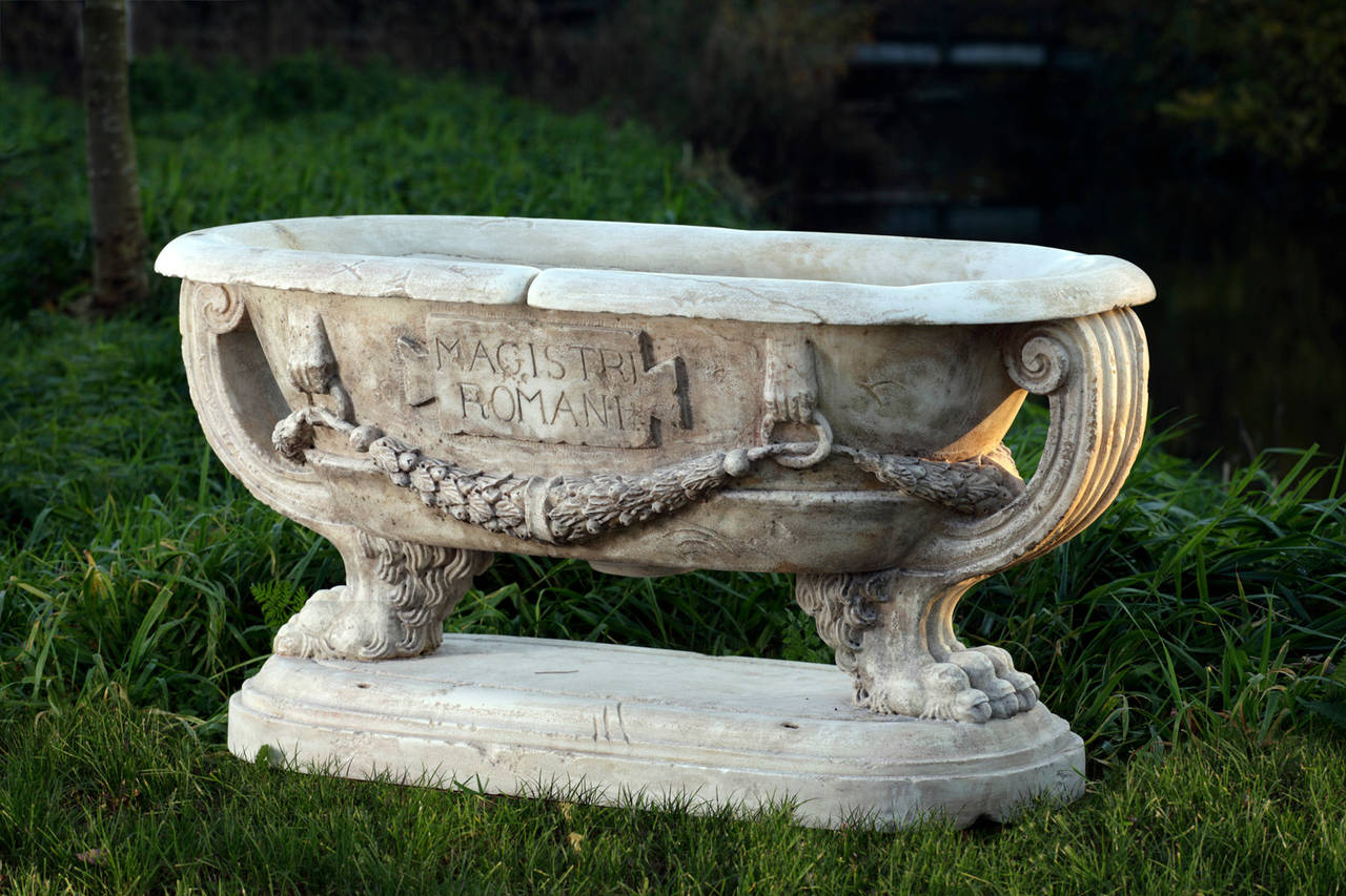 Sculpted Marble Planter in the Manner of a Roman Sarcophagus In Good Condition In Baambrugge, NL