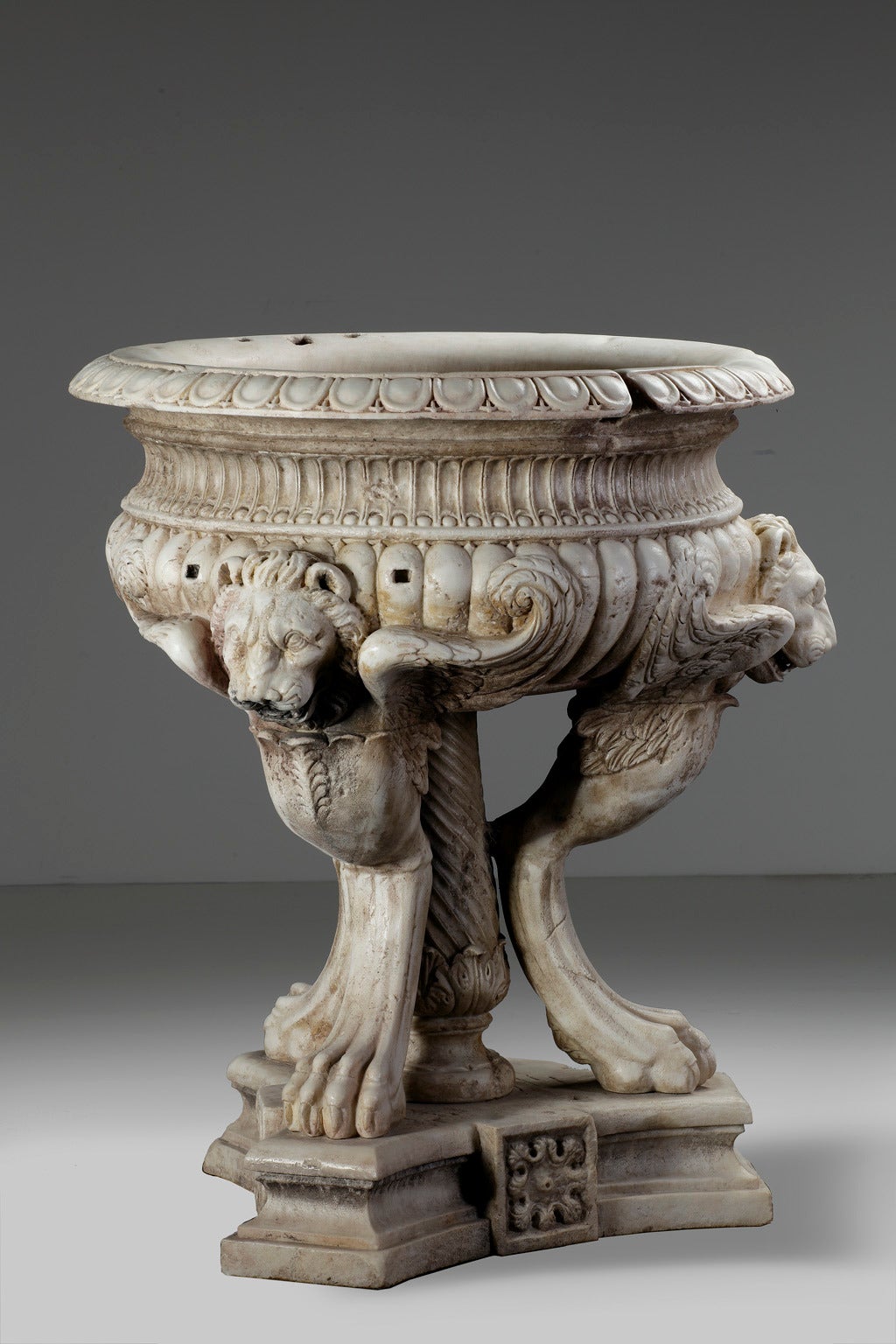 Classical Roman Sculpted White Marble Planter in the Manner of a 1st/2nd Century, Ad Roman Altar
