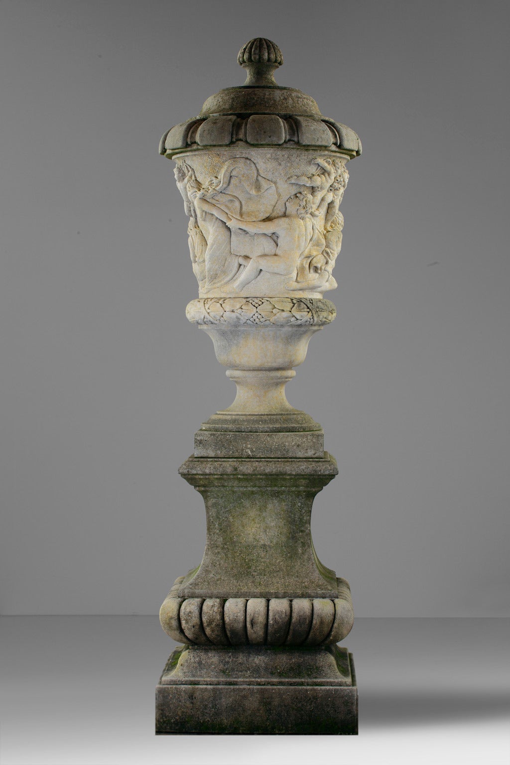 Pair of Large Italian Sculpted Stone Lidded Urns In Good Condition In Baambrugge, NL