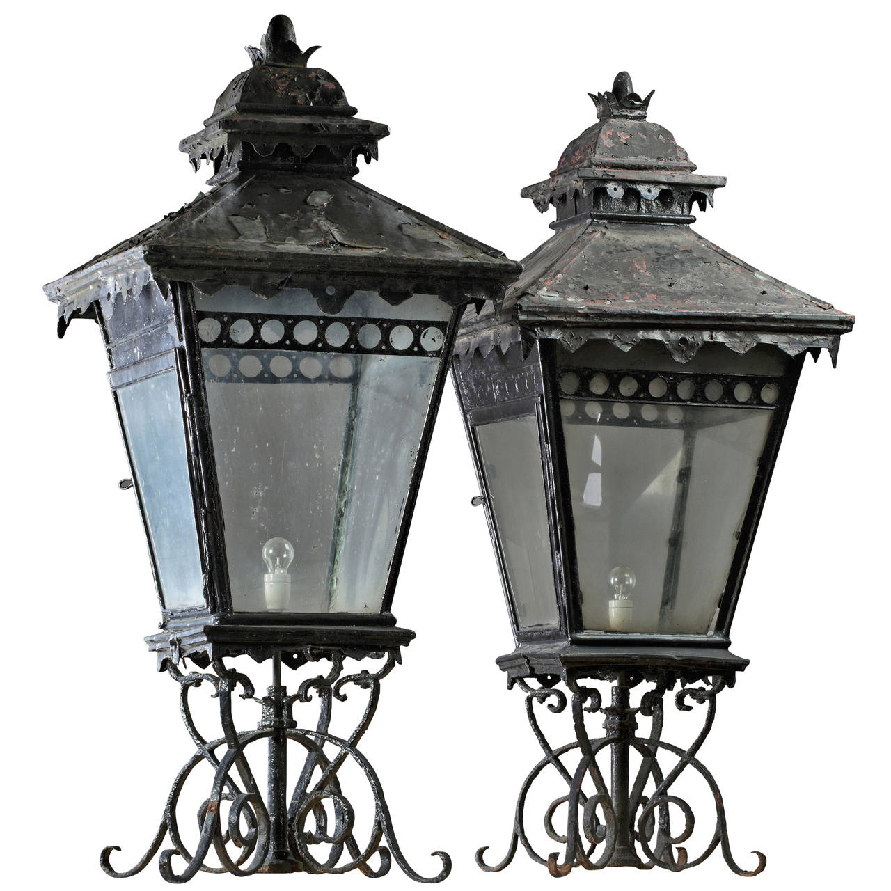 wrought iron wall lantern