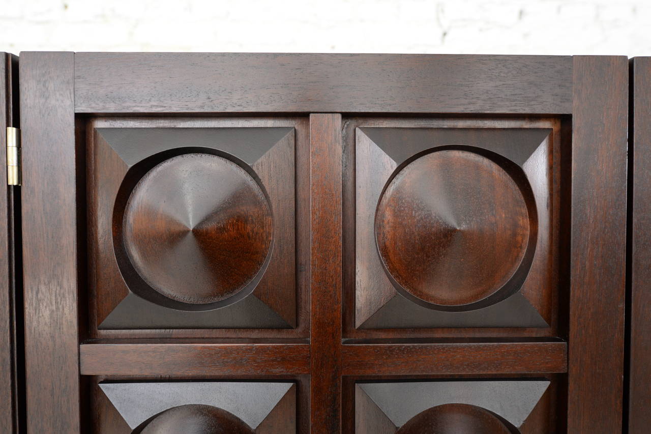 Mid-Century Modern 1970s Credenza with Geometrical Doors