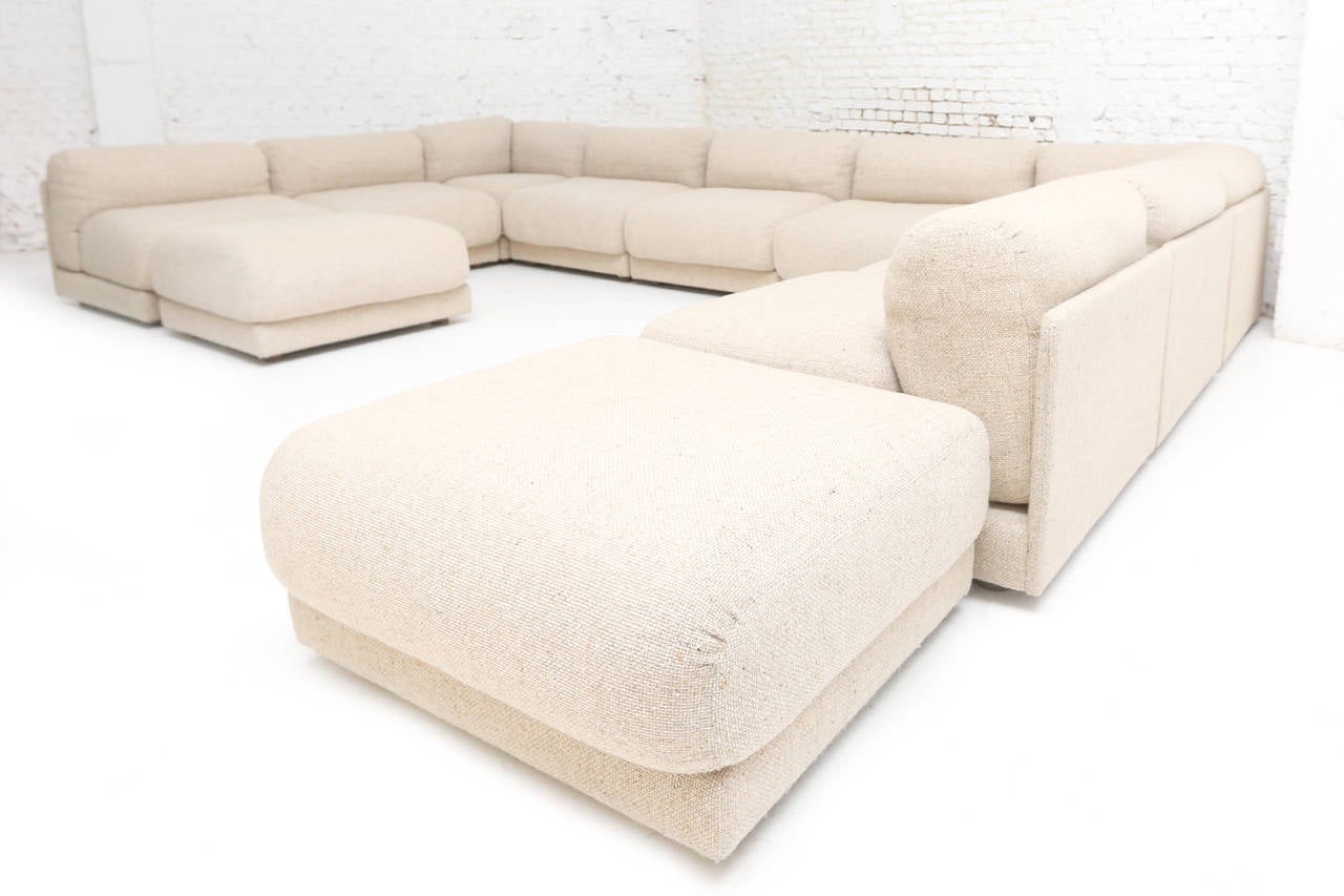 Impressive high end sectional sofa by Durlet
consists of 11 modular elements in white woolen upholstery
Belgium, 1970s
this sofa has never even been used