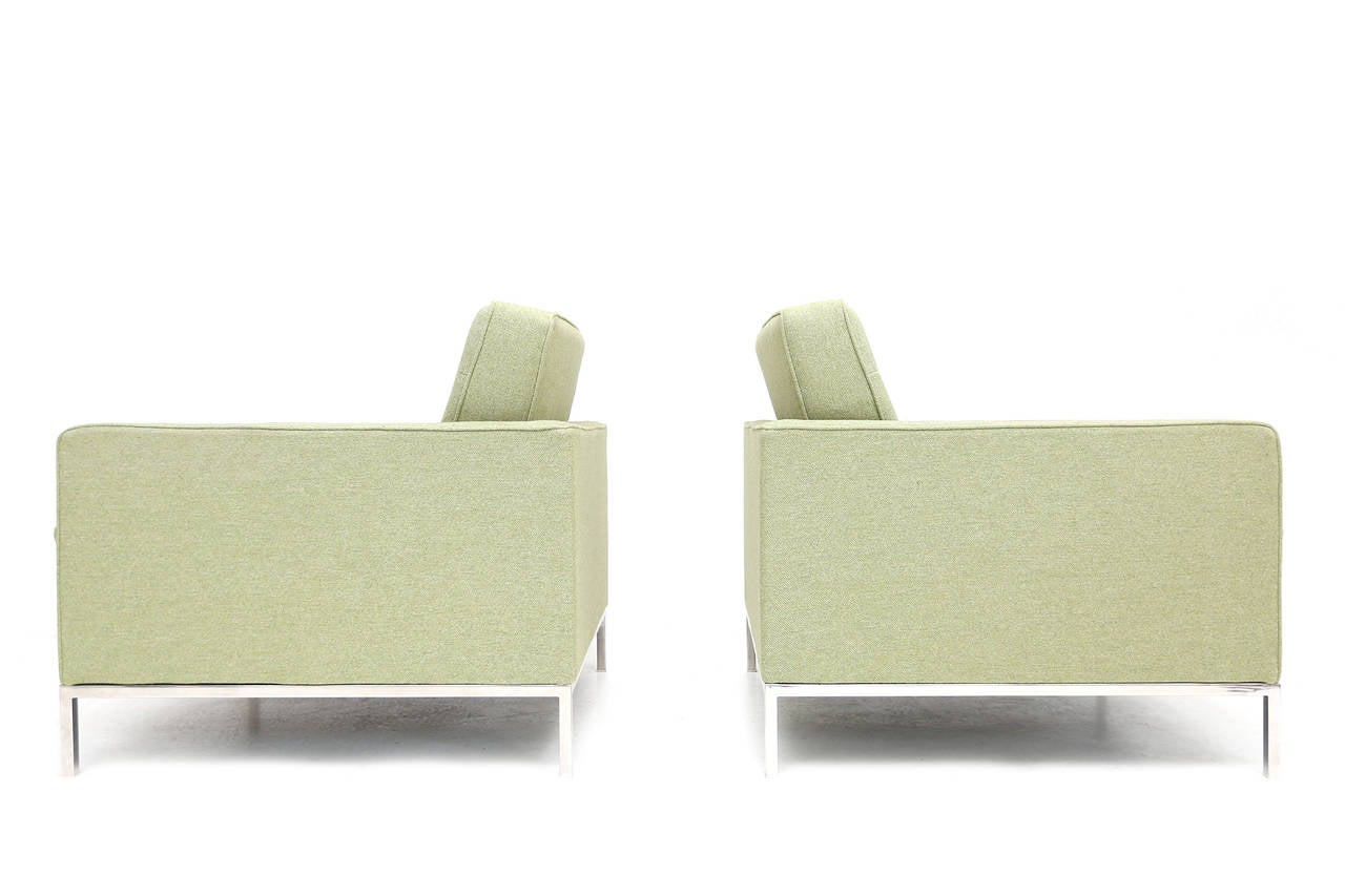 Mid-Century Modern Pair of Florence Knoll Easy Chairs