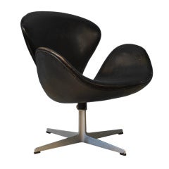 Swan chair by Arne Jacobsen.