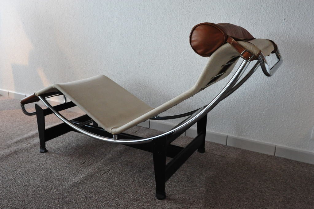 French A daybed by Le Corbusier