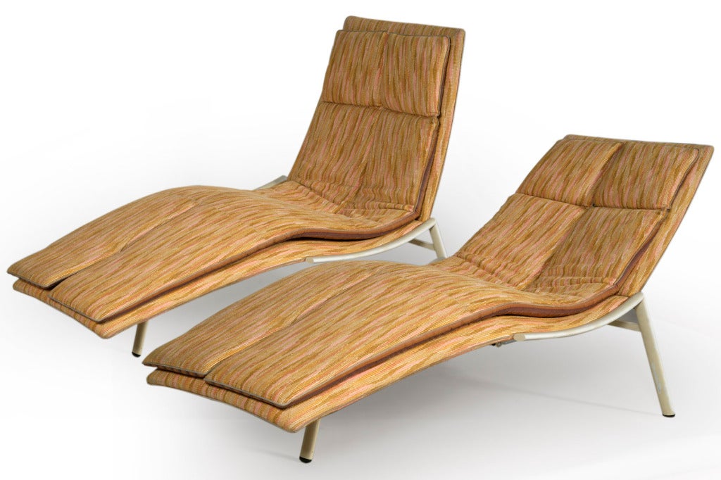 2  Gianni Offredi for Saporiti chaises longues