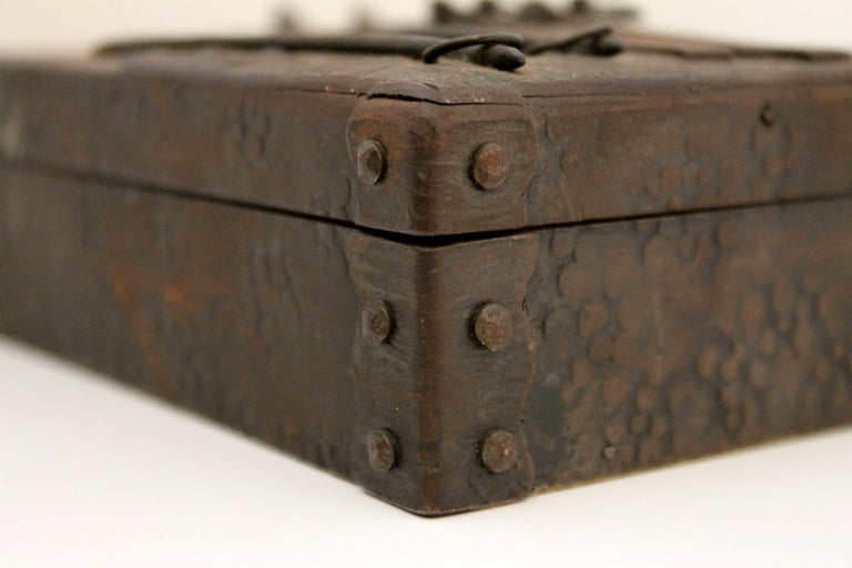 Chased Copper Ski Box at 1stdibs