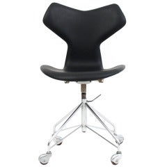 
Grand Prix
 Office Chair by Arne Jacobsen