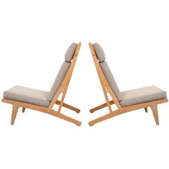 Pair of Lounge Chairs by Hans Wegner for Getama