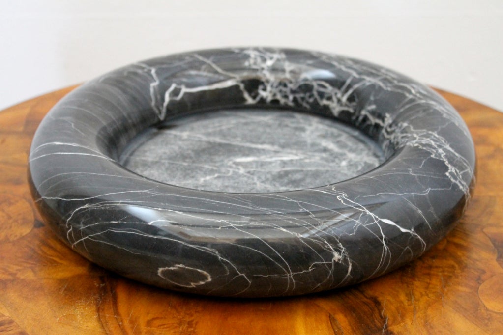 Large black marble bowl by Sergio Asti for Atelier International.