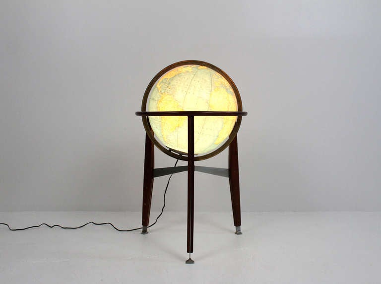 American Dunbar Globe Lamp by Edward Wormley