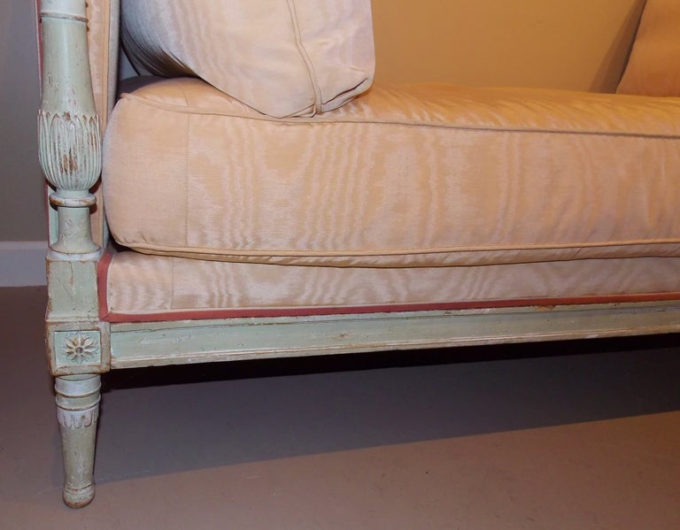 Diminutive French Polychromed Daybed 1