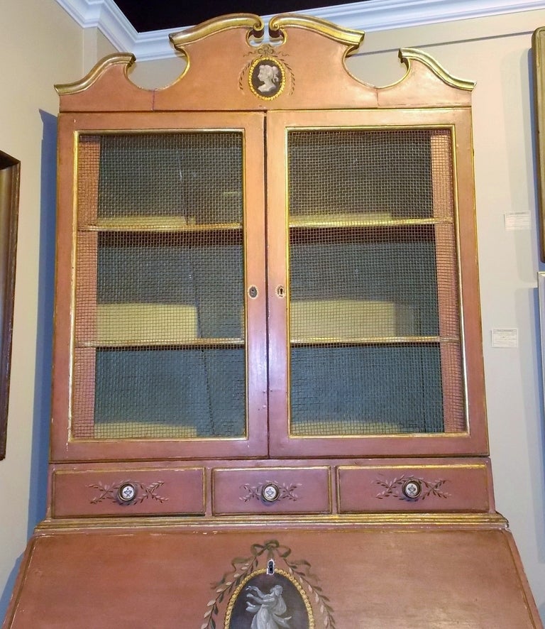19th Century, Italian Painted Secretaire, Desk and Bookcase In Good Condition In Milford, NH