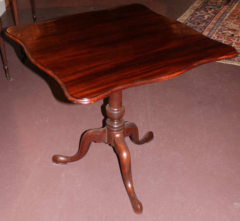 18th c Mahogany Chippendale Serpentine Tilt Top Tea Table 2