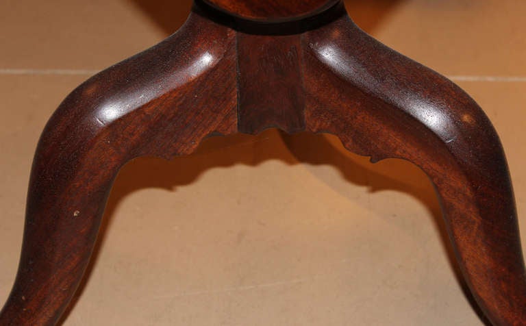 18th c Mahogany Chippendale Serpentine Tilt Top Tea Table 3