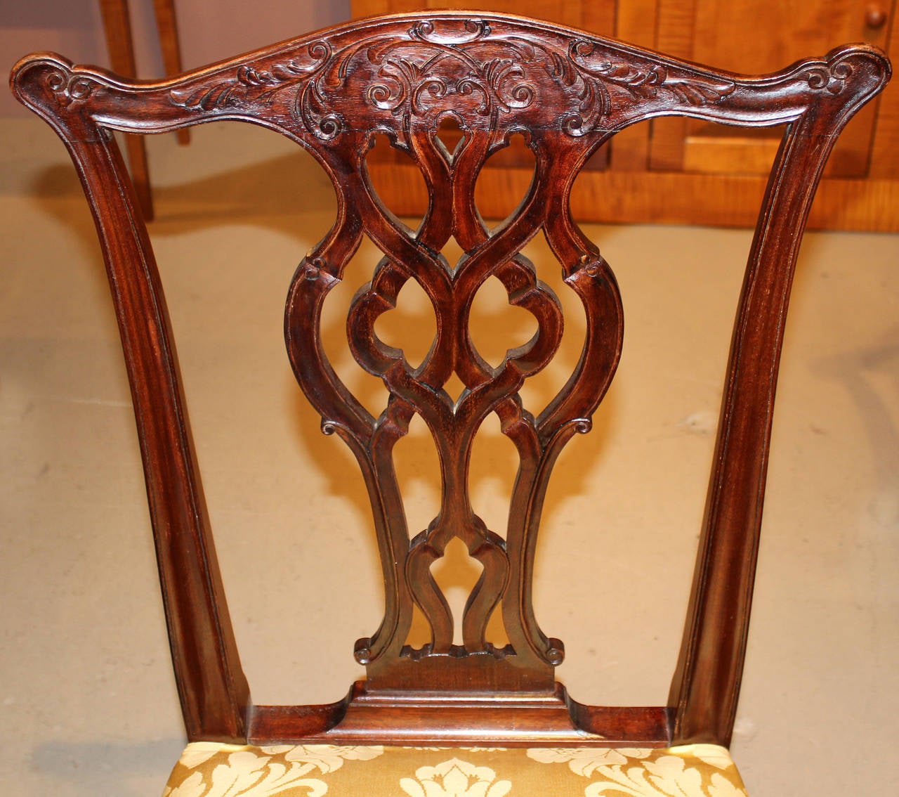19th Century Set of Six Chippendale Style Foliate Carved Mahogany Chairs