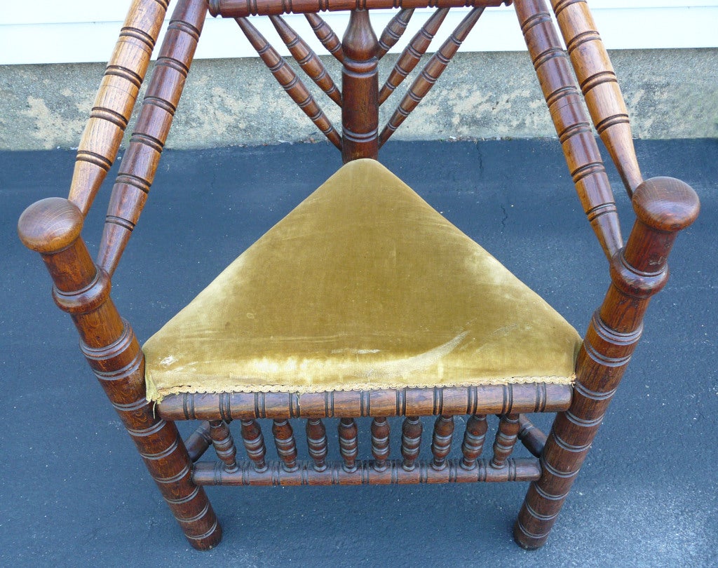 20th Century 17th Century-Style Turned Wood Corner Chair