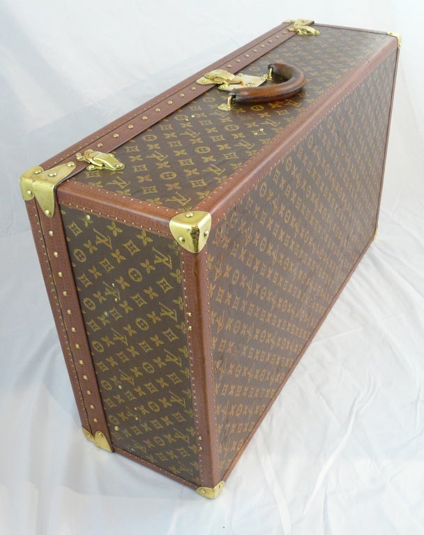 Louis Vuitton Vintage Hardside Luggage Suitcase In Good Condition In Milford, NH