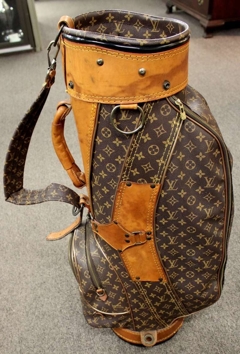 Louis Vuitton Golf Bag In Good Condition In Milford, NH