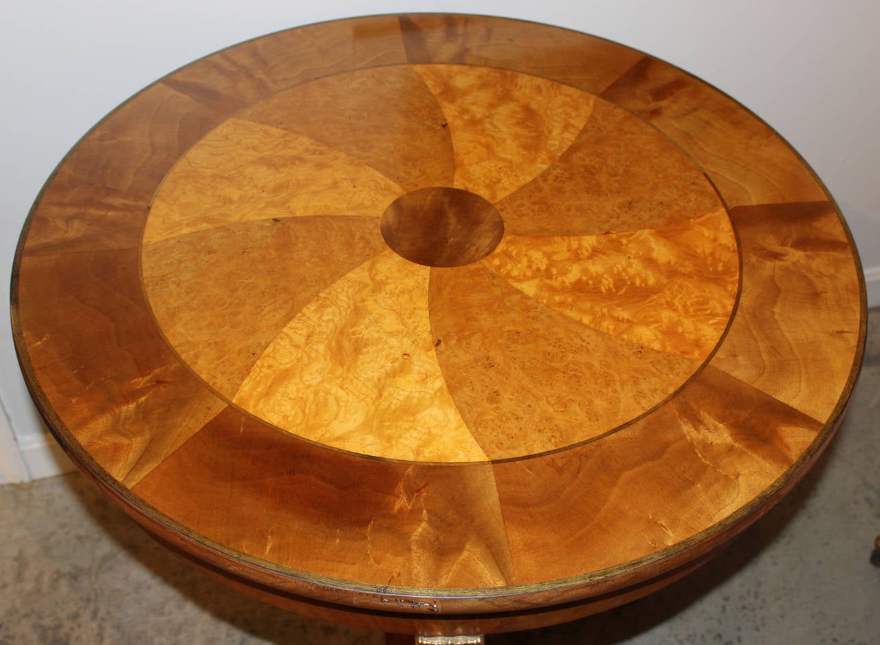 American Baker Furniture Fruitwood and Mahogany Center Table with Pinwheel Inlay
