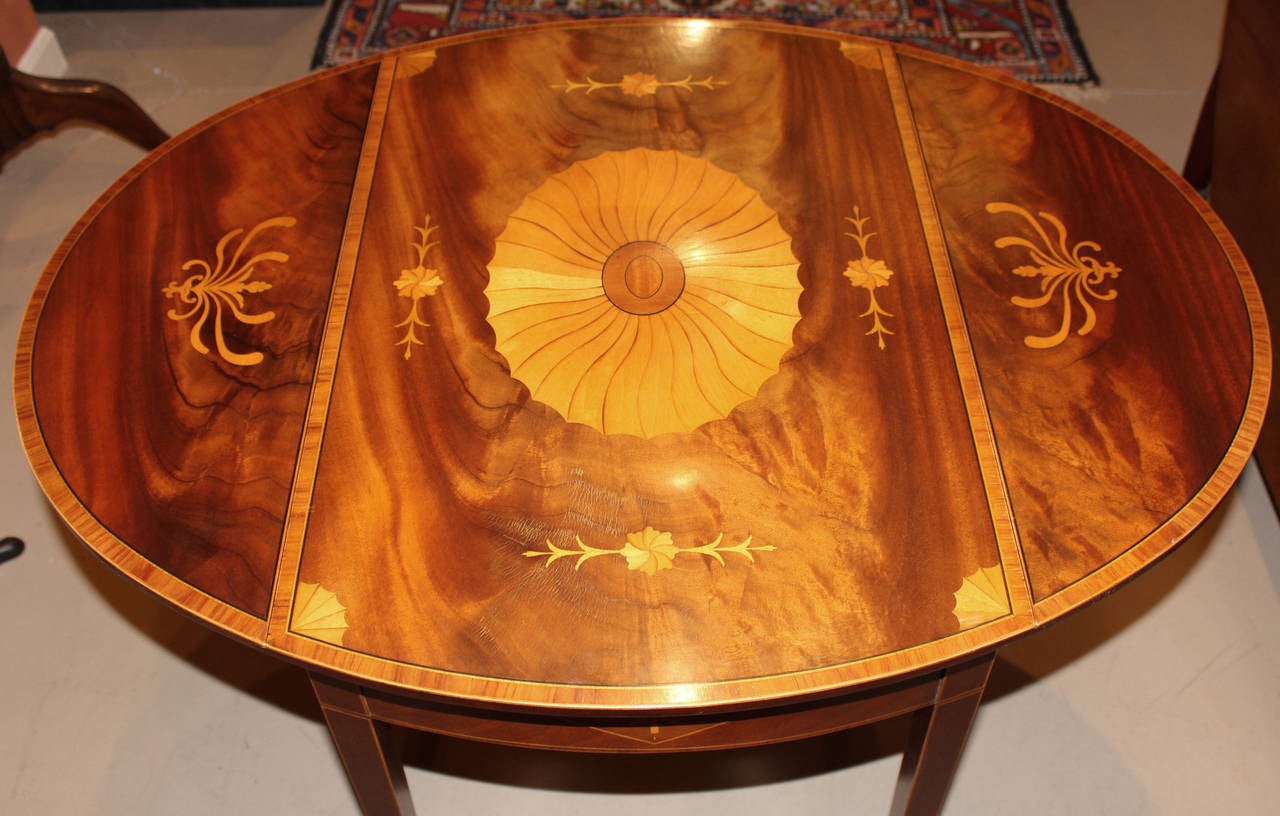 Hepplewhite Baker Furniture Inlaid Pembroke Table