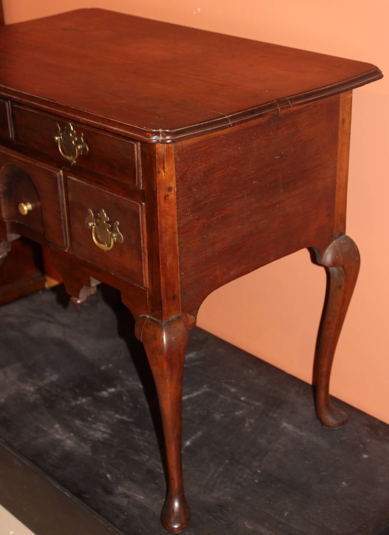 American 18th Century Massachusetts Queen Anne Lowboy or Dressing Table