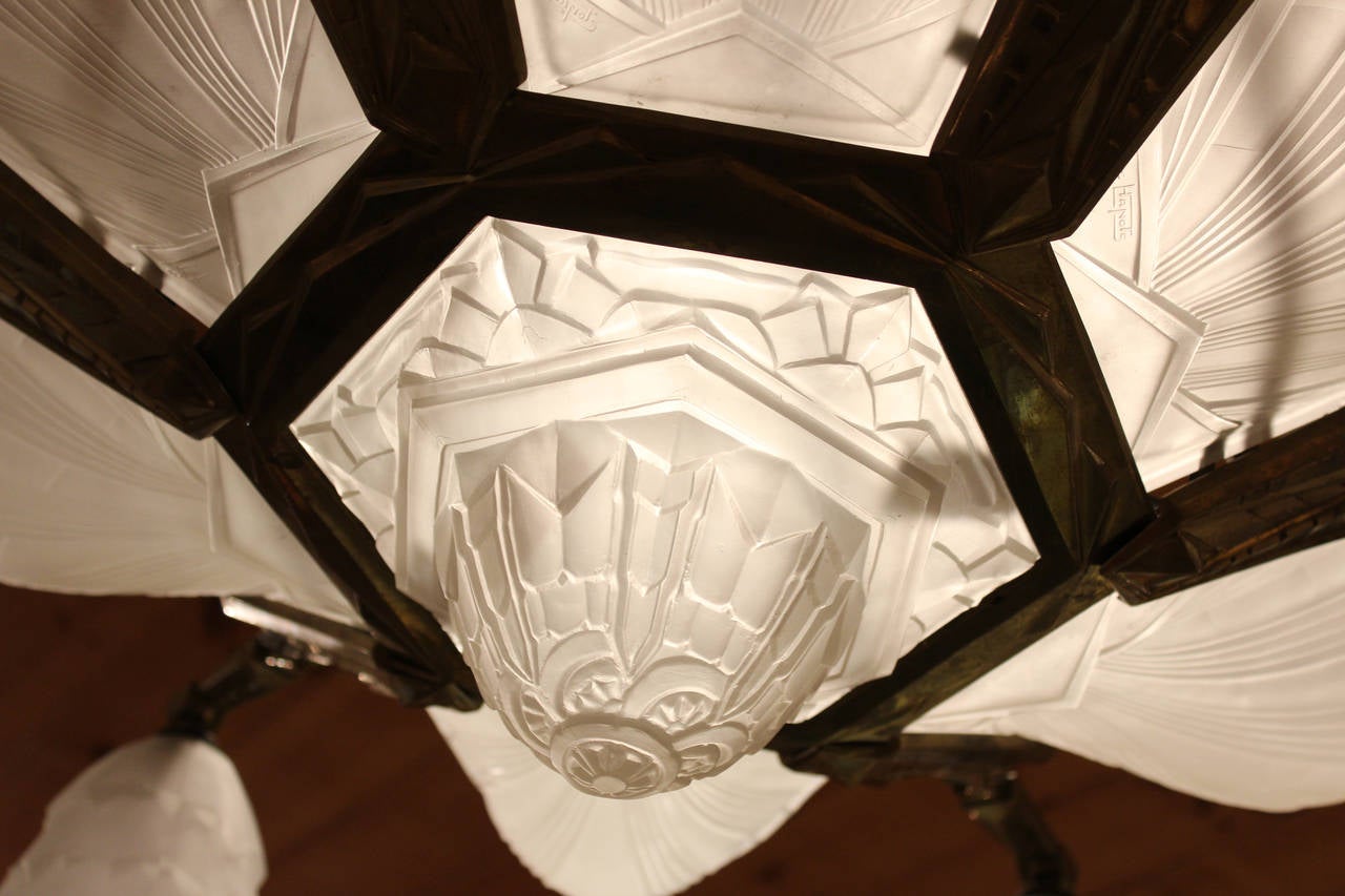 French Art Deco Six-Shade Chandelier by Verrerie des Hanots 3