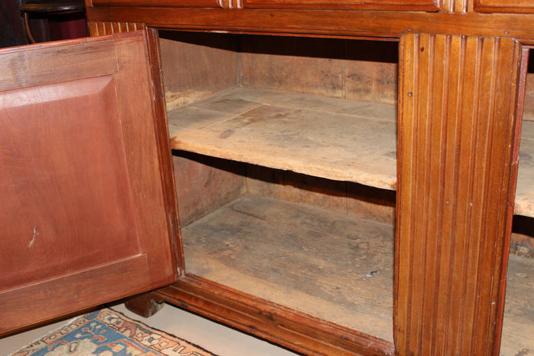 Exceptional and Large Two-Part Walnut Pennsylvania Cupboard, circa 1780 1