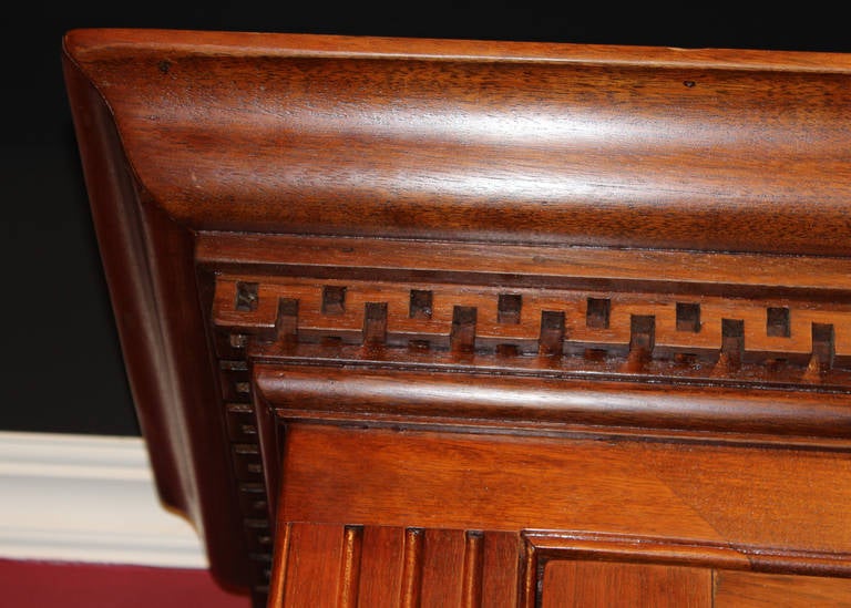 Exceptional and Large Two-Part Walnut Pennsylvania Cupboard, circa 1780 3