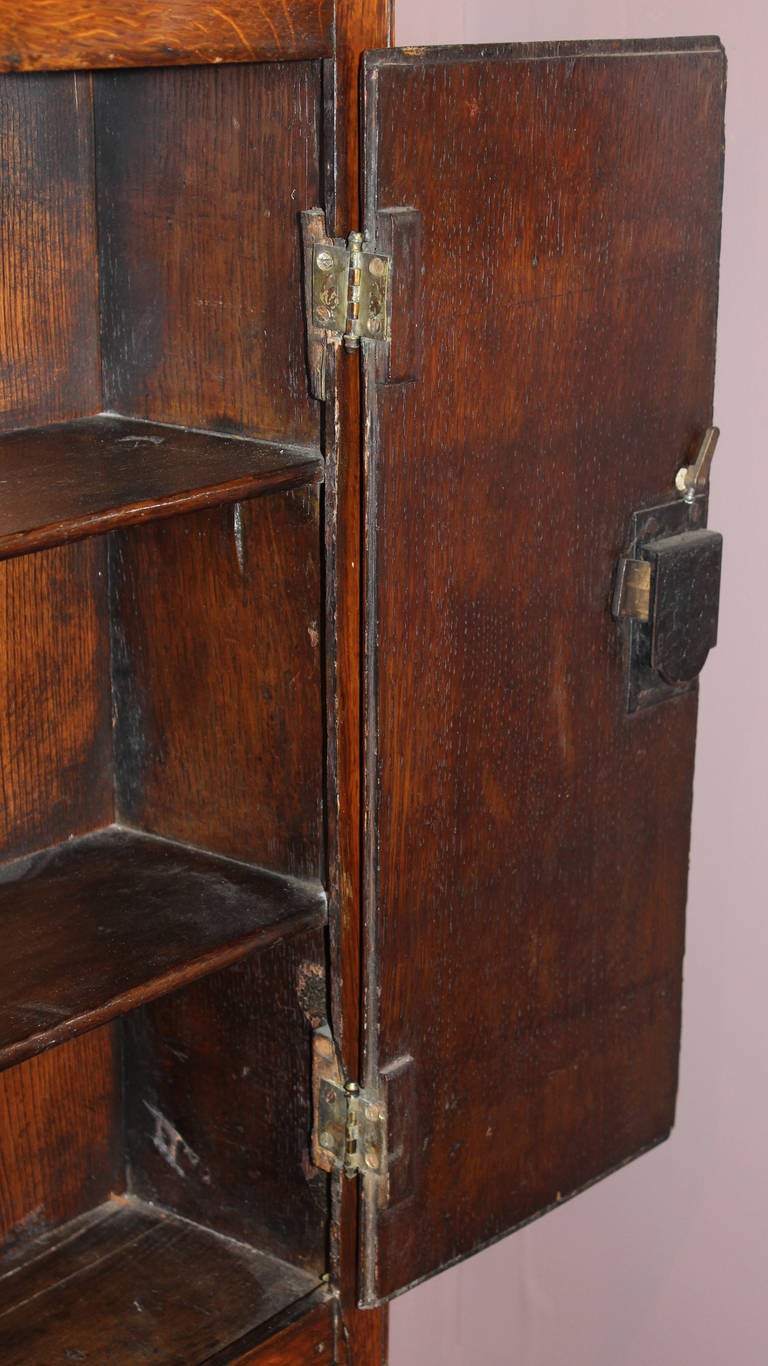 18th c English or Welsh Oak Dresser 3