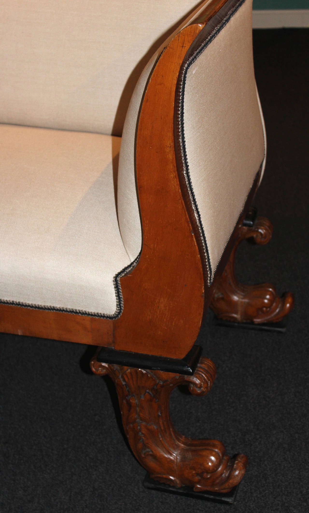 Sofá o Settee Biedermeier del siglo XIX en venta 2