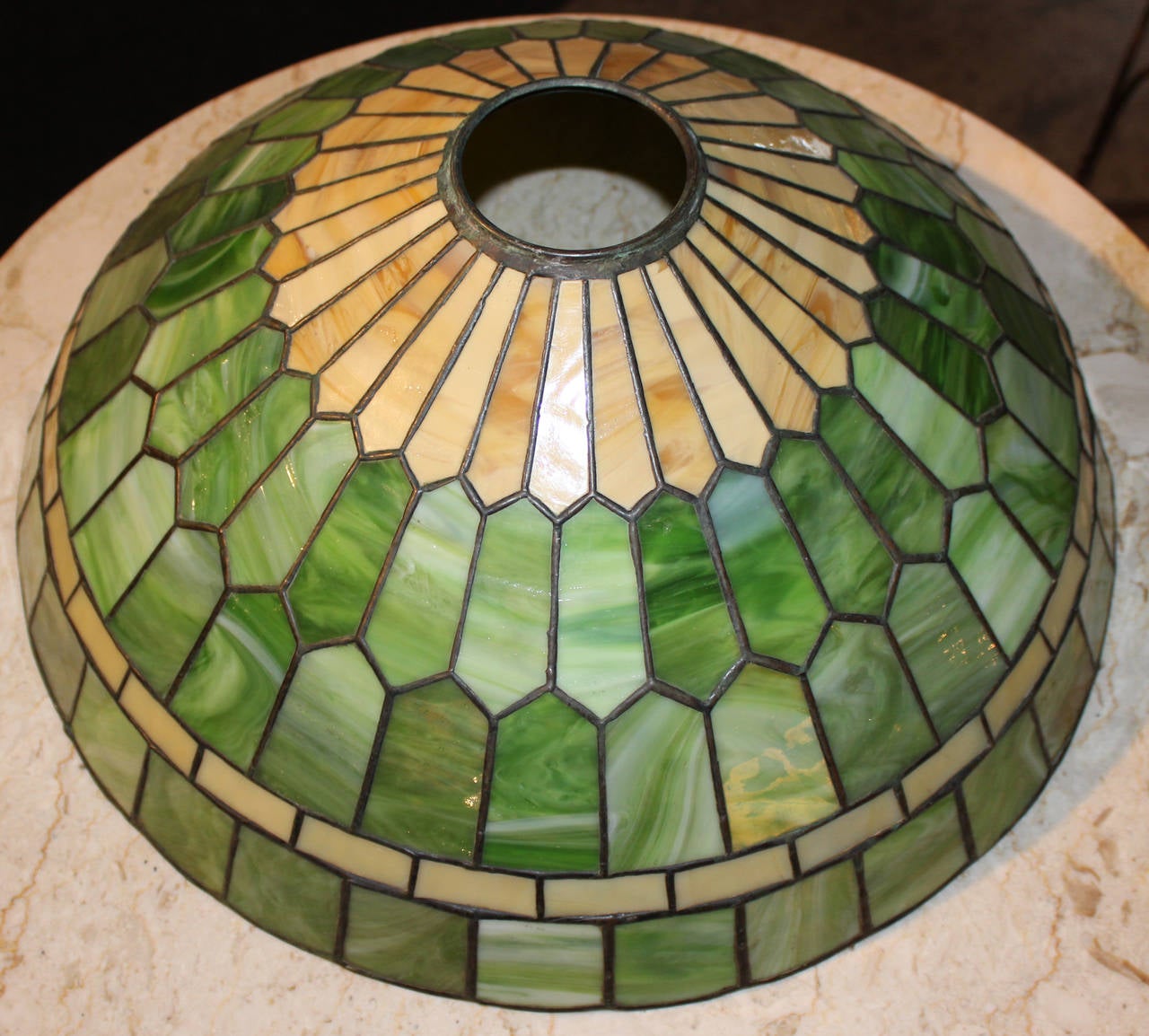 Slag Glass Exquisite Early 20th c Arts & Crafts Leaded Art Glass Table Lamp