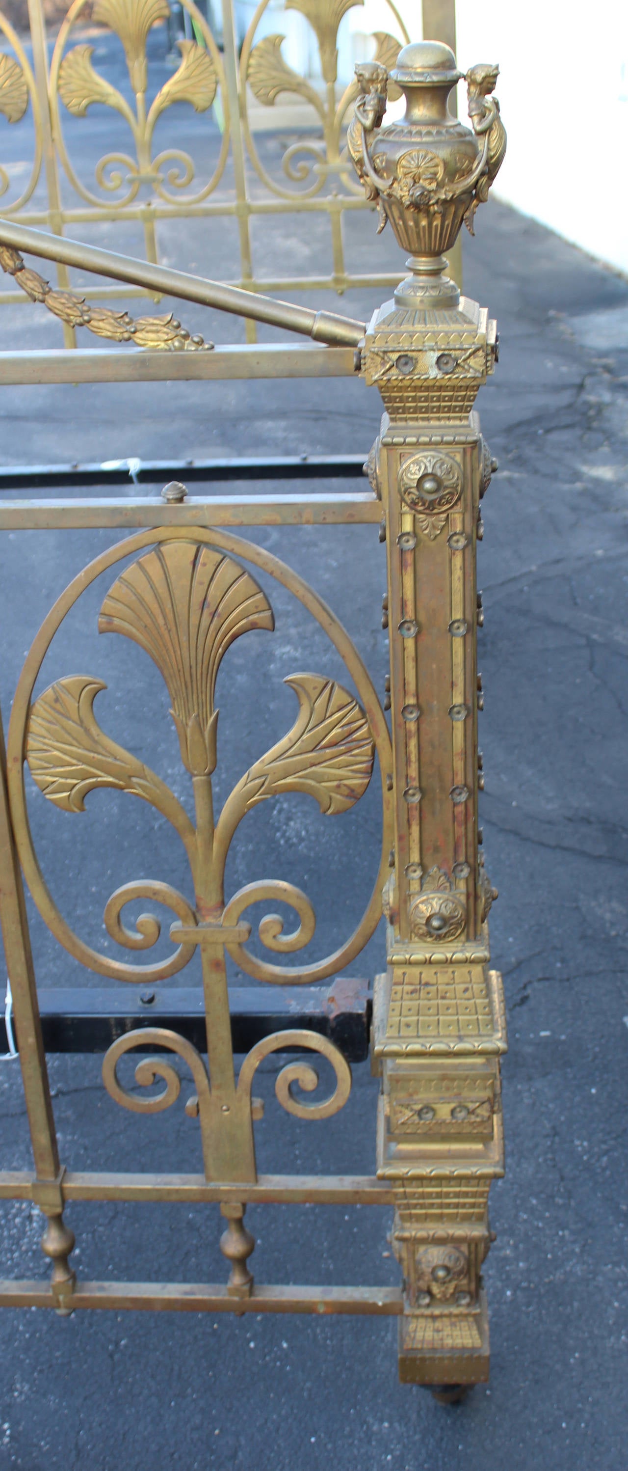 19th c French Style Brass Bed Albert Phillips Excelsior Works England In Excellent Condition In Milford, NH