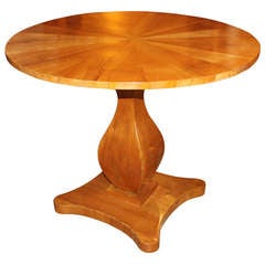 table centrale Biedermeier à plateau basculant en bois fruitier du 19e siècle