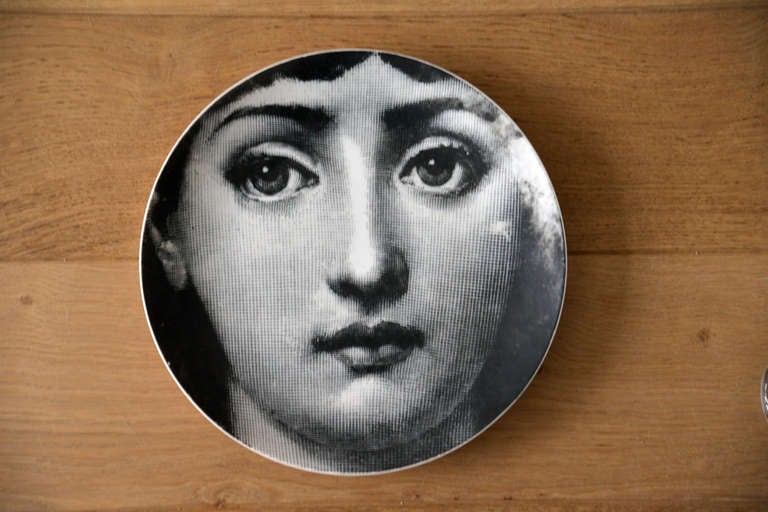 Piero Fornasetti Seven Old Porcelain Eve Plates In Good Condition In Brussels, BE