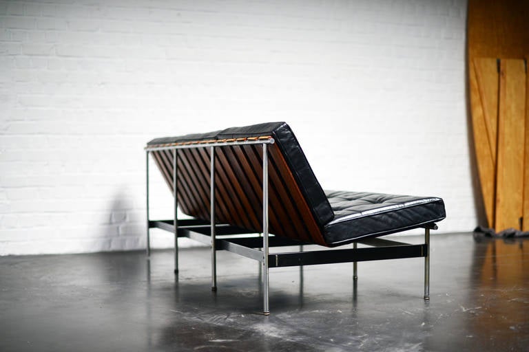 Kho Liang Ie Sofa with Black Leather, Artifort, 1959 In Good Condition For Sale In Brussels, BE