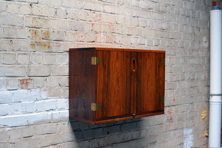 Bar or wall cabinet