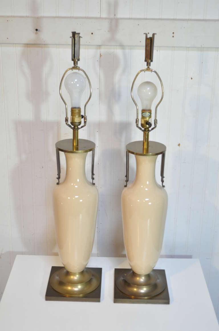 20th Century Vintage Pair of Hollywood Regency Urn Form Glazed Ceramic & Brass Table Lamps by Chapman