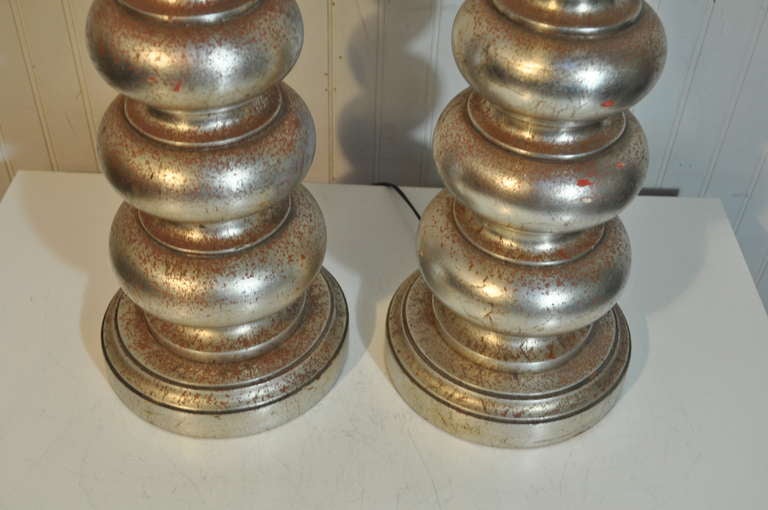 Pair Vintage Carved Wood Hollywood Regency Distress Silver Tone Column Table Lamps 1