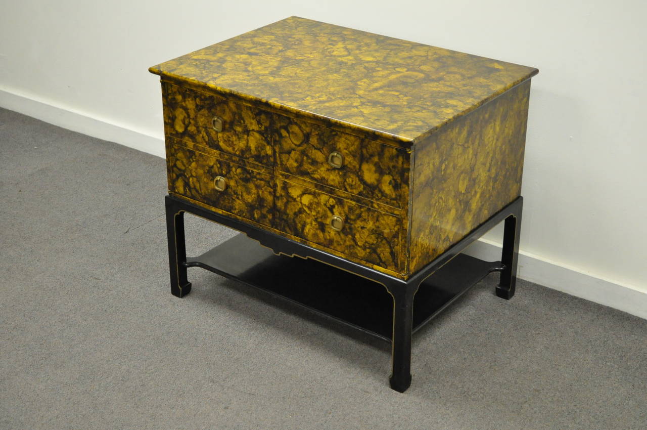 chinoiserie cabinet